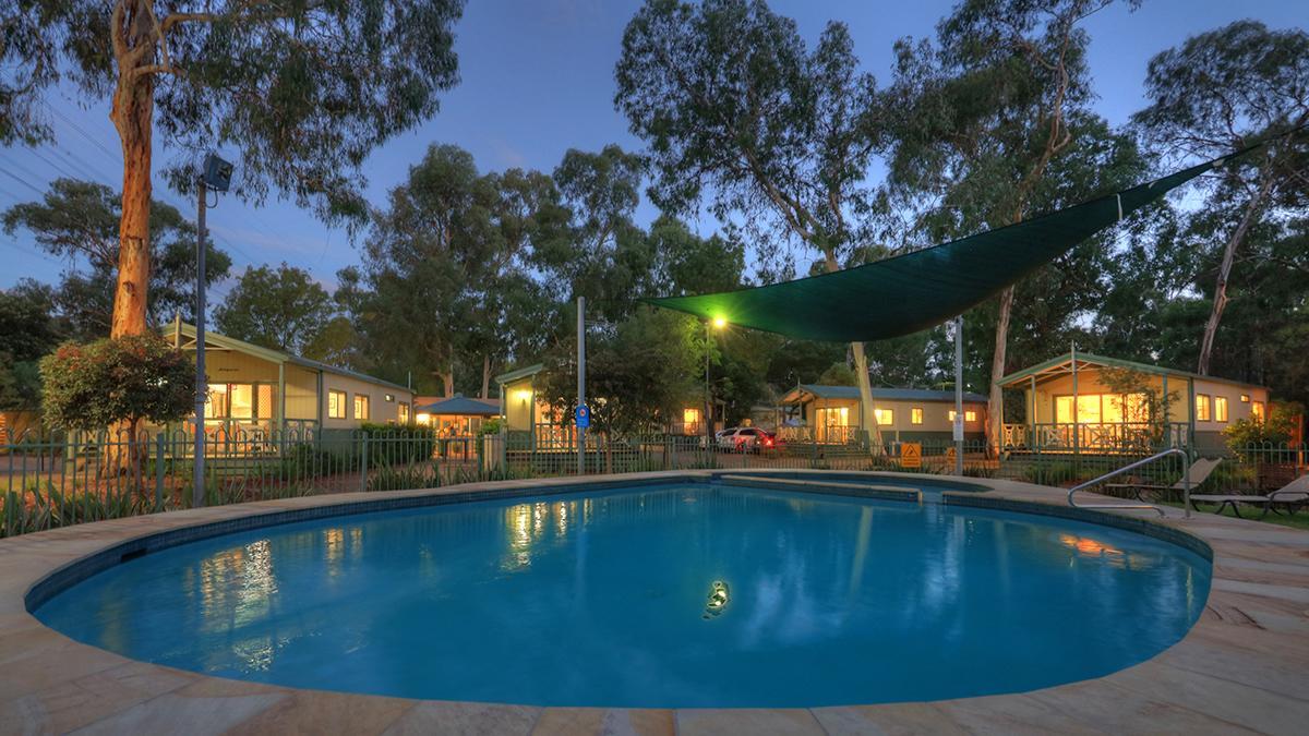 Crystal Brook Tourist Park Hotell Doncaster East Exteriör bild