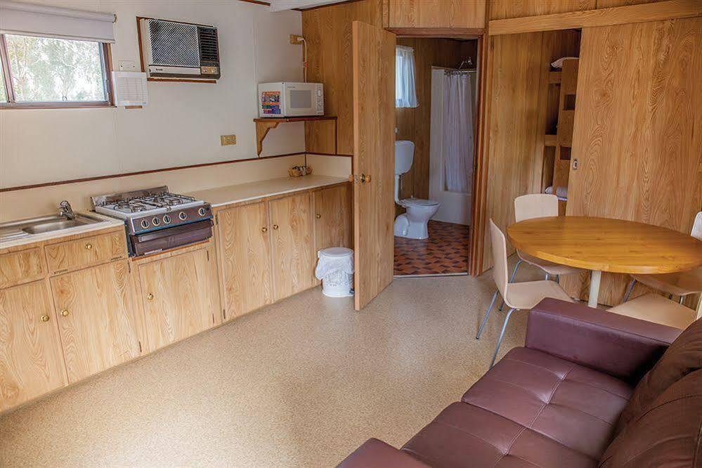 Crystal Brook Tourist Park Hotell Doncaster East Exteriör bild